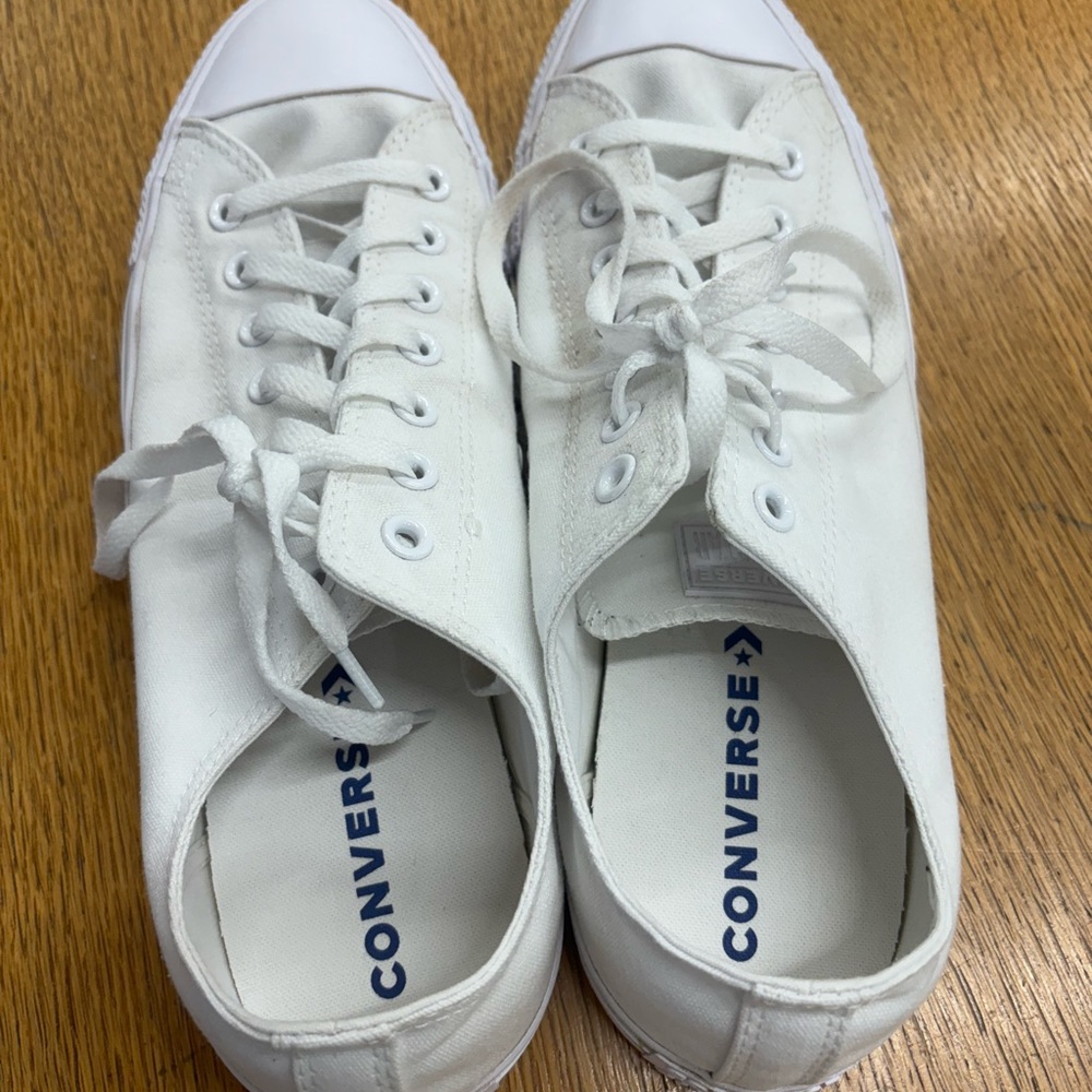Men’s White Converse
